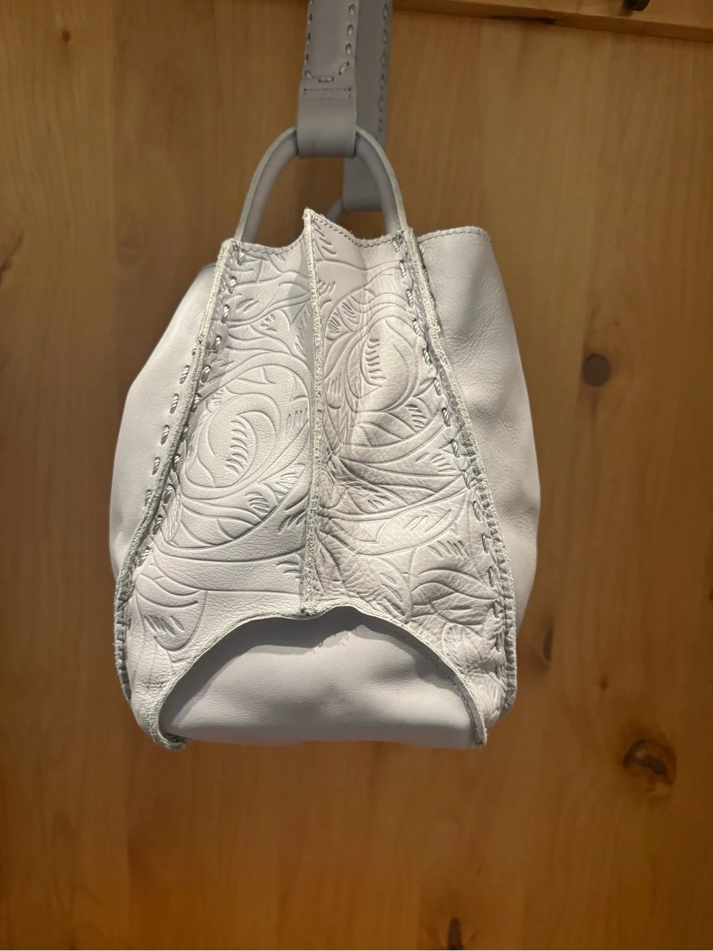 The Sak Medium Feliz Leather Bag, Light Grey - Picture 5 of 8